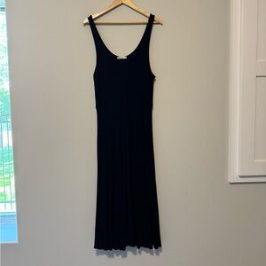 Elegant Black Midi Dress